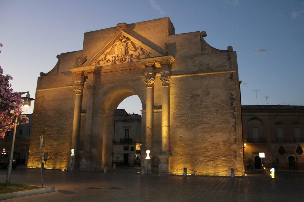 Porta Deuropa Bed & Breakfast Lecce Eksteriør bilde